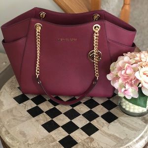 Michael Kors Jet Set Travel Tote